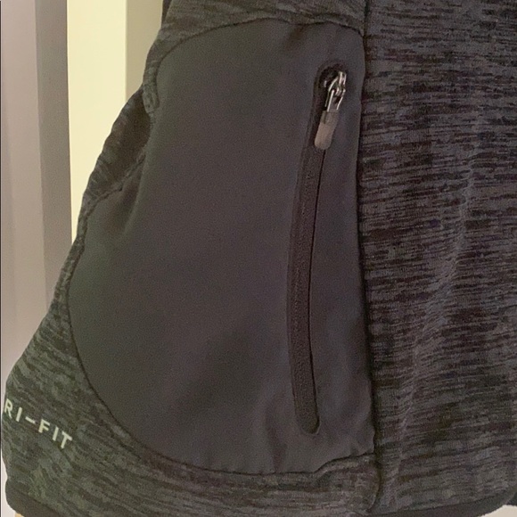 Nike Dri-Fit Running T-Shirt - Picture 3 of 3